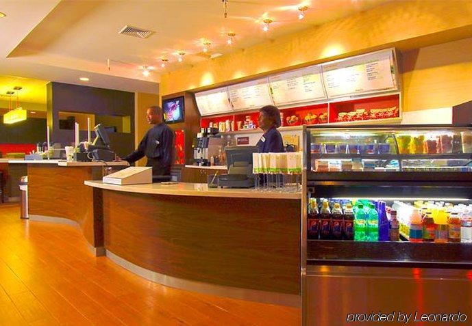 Courtyard By Marriott New York Laguardia Airport酒店 餐厅 照片